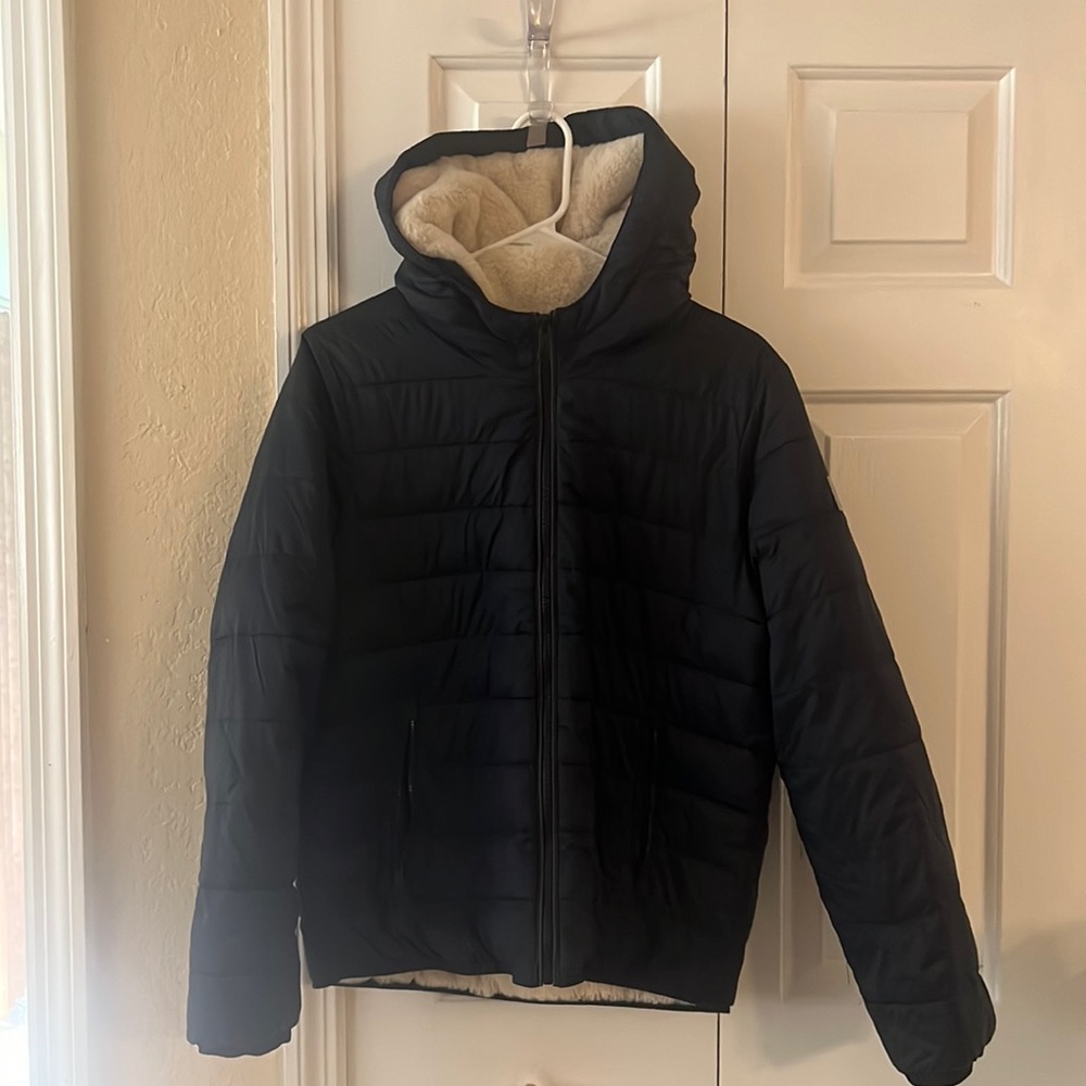 Boys Abercrombie Jacket in perfect condition. Size 15/16, Navy ,nice and clean